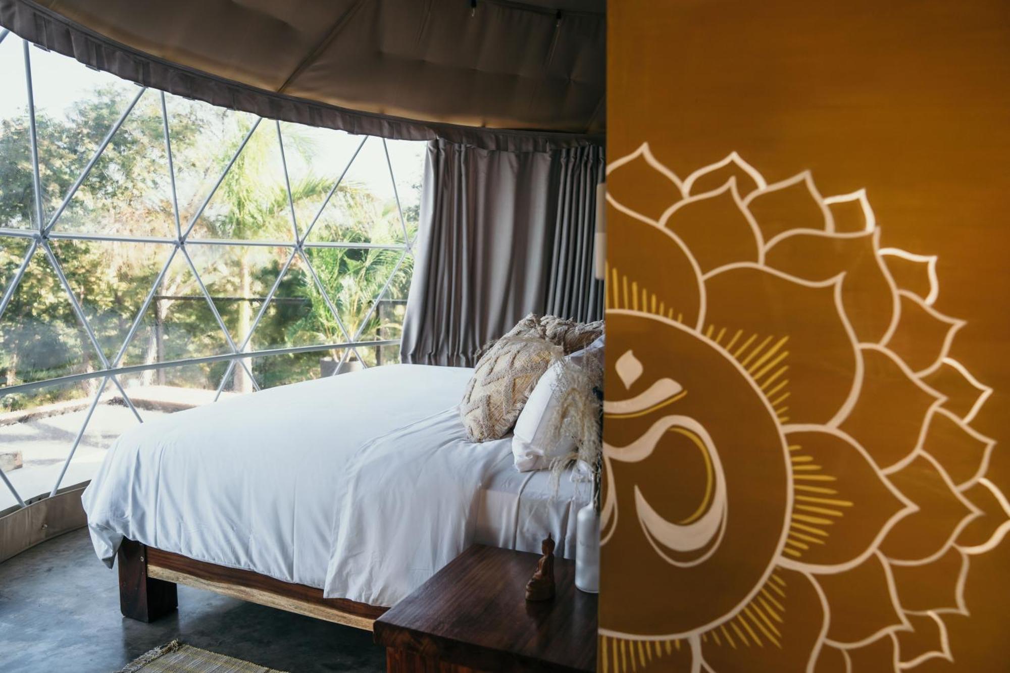 فندق Alaya Yoga & Surf & Retreat بلايا فيناو الغرفة الصورة